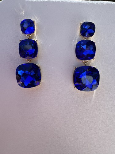 Beautiful earrings royal blue - royal,