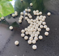 200 Faux Pearl Beads Round